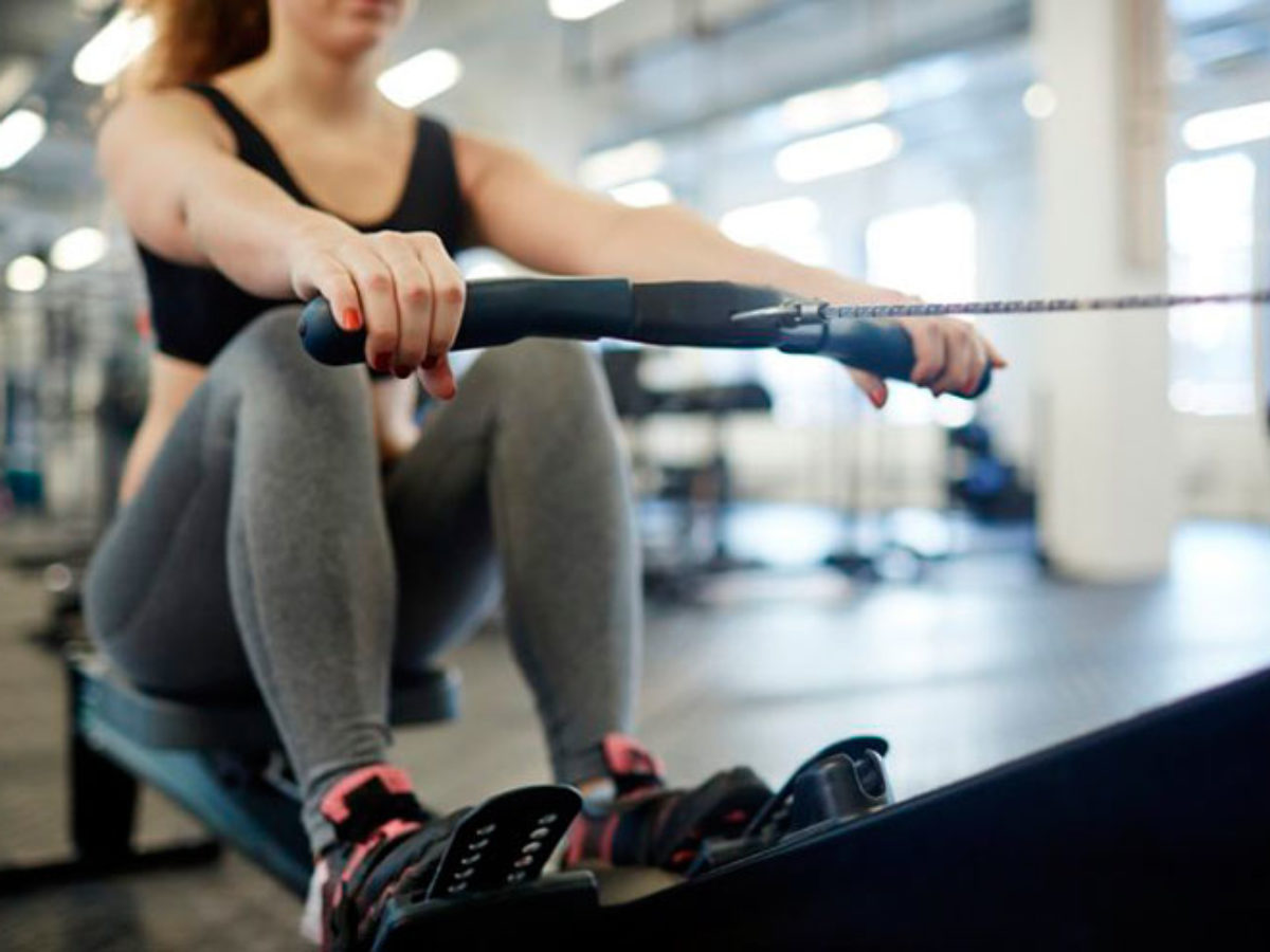 Genuino Privación Bolos Las 4 mejores máquinas del gym para reducir cintura | Aparatos del gym